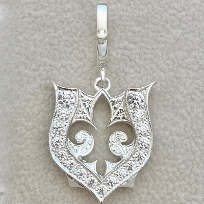 NATIVE HORSESHOE PENDANT / SILVER / ZIRCONIA