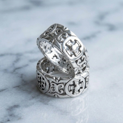 8mm WIDE MEDIEVAL BAND Silver/no stone