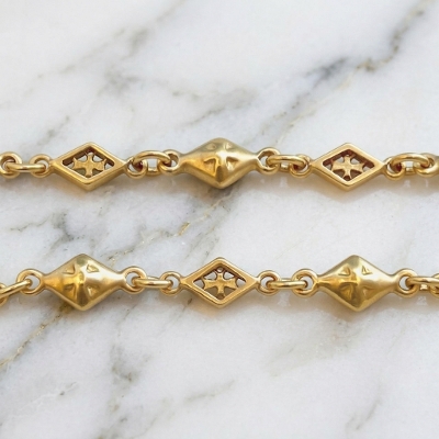 MIX DIAMOND SHAPED / CROSS OPEN / SOLID LINK CHAIN / 18k Yellow Gold / 22inch(56cm)