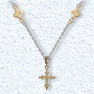 PETITE GOTHIC CROSS WITH MIXED CHAIN