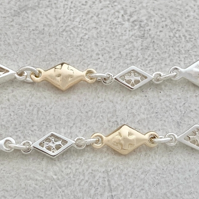 MIX DIAMOND SHAPED / CROSS OPEN / SOLID LINK CHAIN / 18k Yellow Gold and Silver / 19inch(47cm)