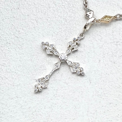 SMALL ANGEL CROSS PENDANT Silver / Zirconia