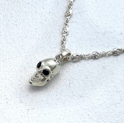 HEAVY SKULL PENDANT