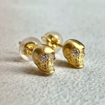 SKULL PIERCE