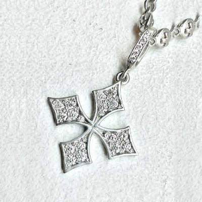 MEDIUM"STAR"FANCY PRONCESS CROSS/BAIL 