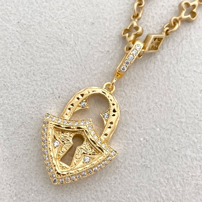 ETCH LOCK PENDANT 18k Yellow Gold / DIAMONDS