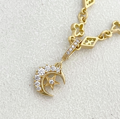 EXTRA SMALL CRESCENT MOON / STAR PENDANT 18k Yellow Gold / DIAMONDS