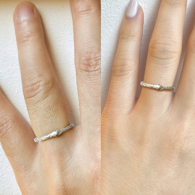 TINY SNAKE RING white gold/champagne gold/platinum